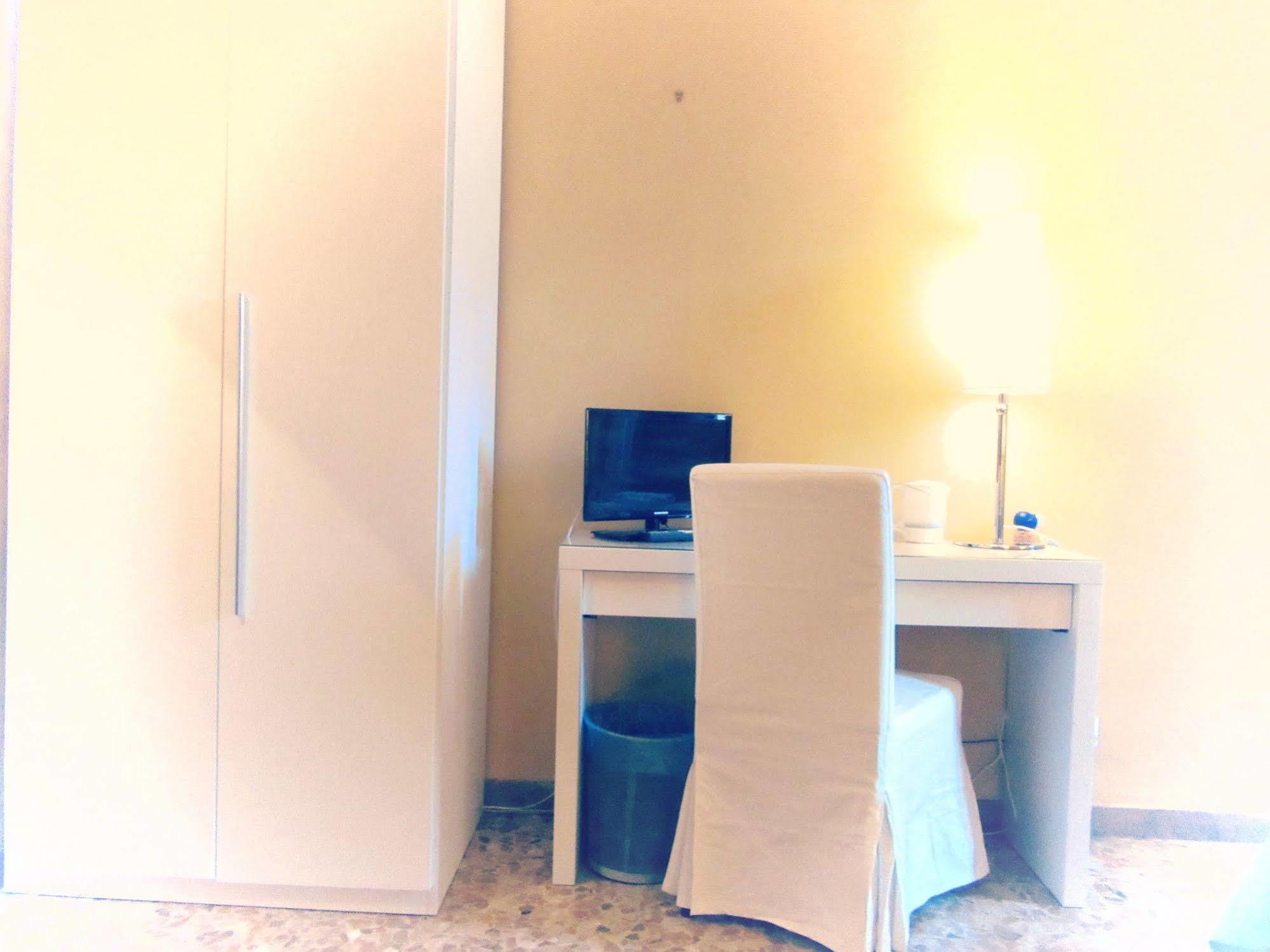 Giardino Della Melagrana Bed & Breakfast 3*